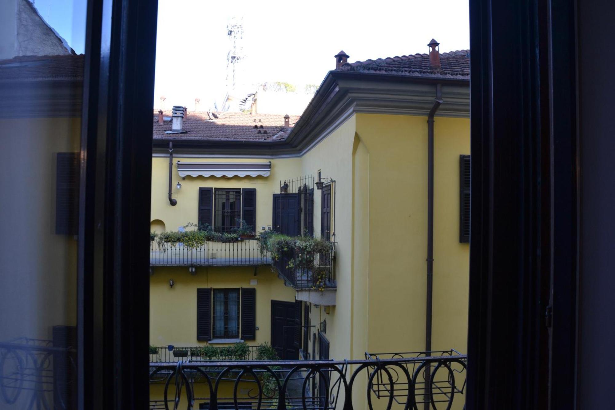 Bubi House Porta Romana Milano Exteriör bild